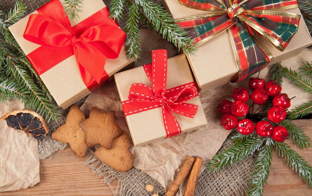 <img alt="Миколая"> Що подарувати коханій або коханому на Миколая: незабутні ідеї для особливого дня